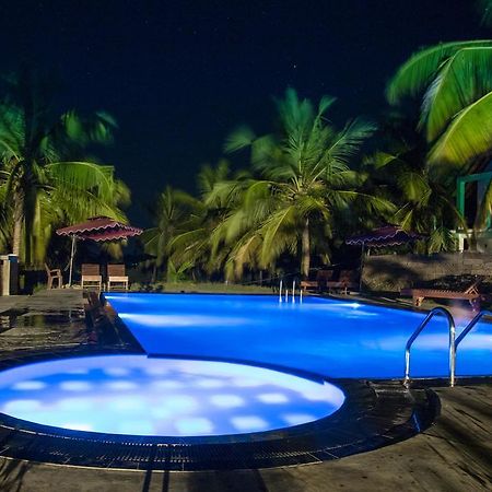 The Coconut Gardens Hotel & Restaurant Tissamaharama Kültér fotó