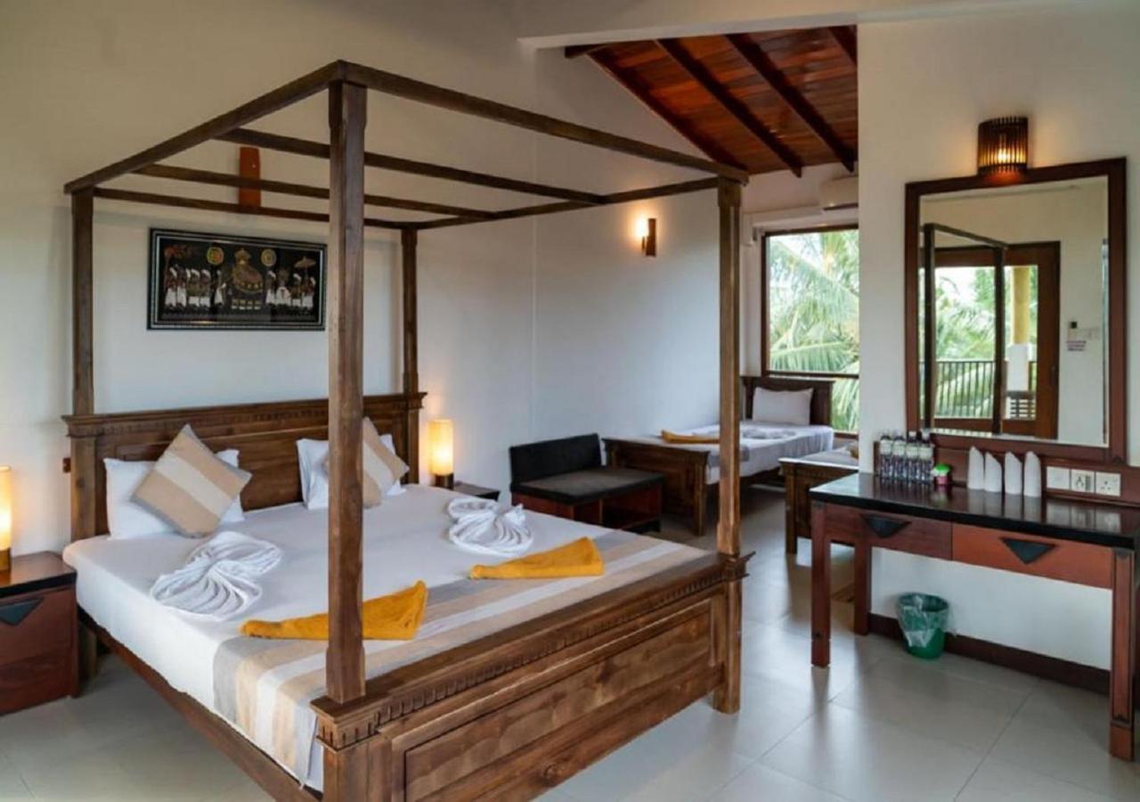 The Coconut Gardens Hotel & Restaurant Tissamaharama Kültér fotó