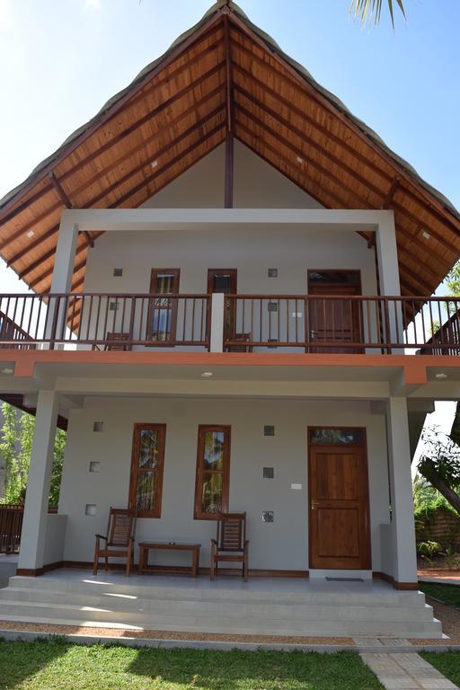 The Coconut Gardens Hotel & Restaurant Tissamaharama Kültér fotó